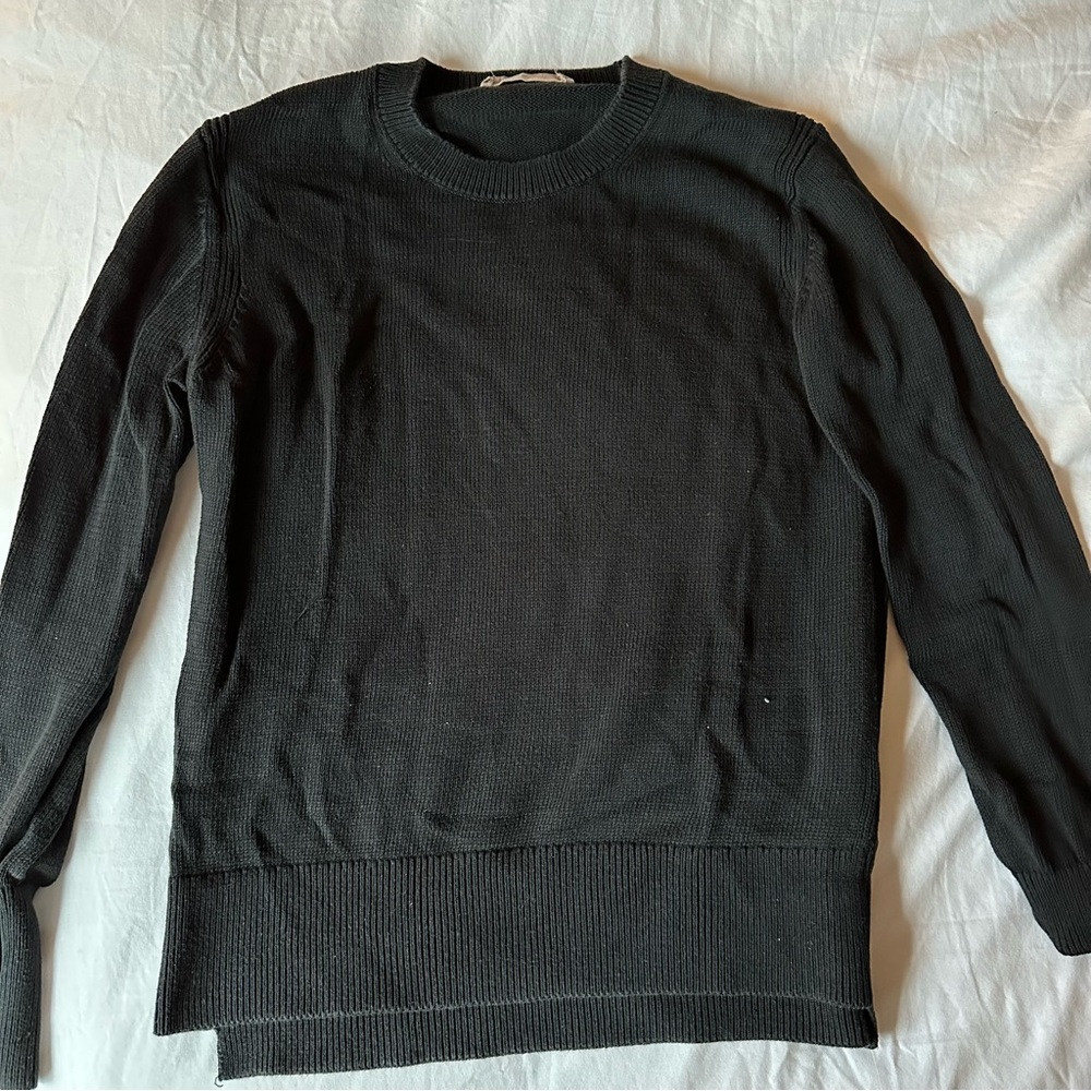 Everlane 100% cotton black sweater